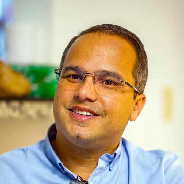 Vice-prefeito João Maurício de Freitas, o Joãozinho, assume interinamente a Prefeitura de Maricá